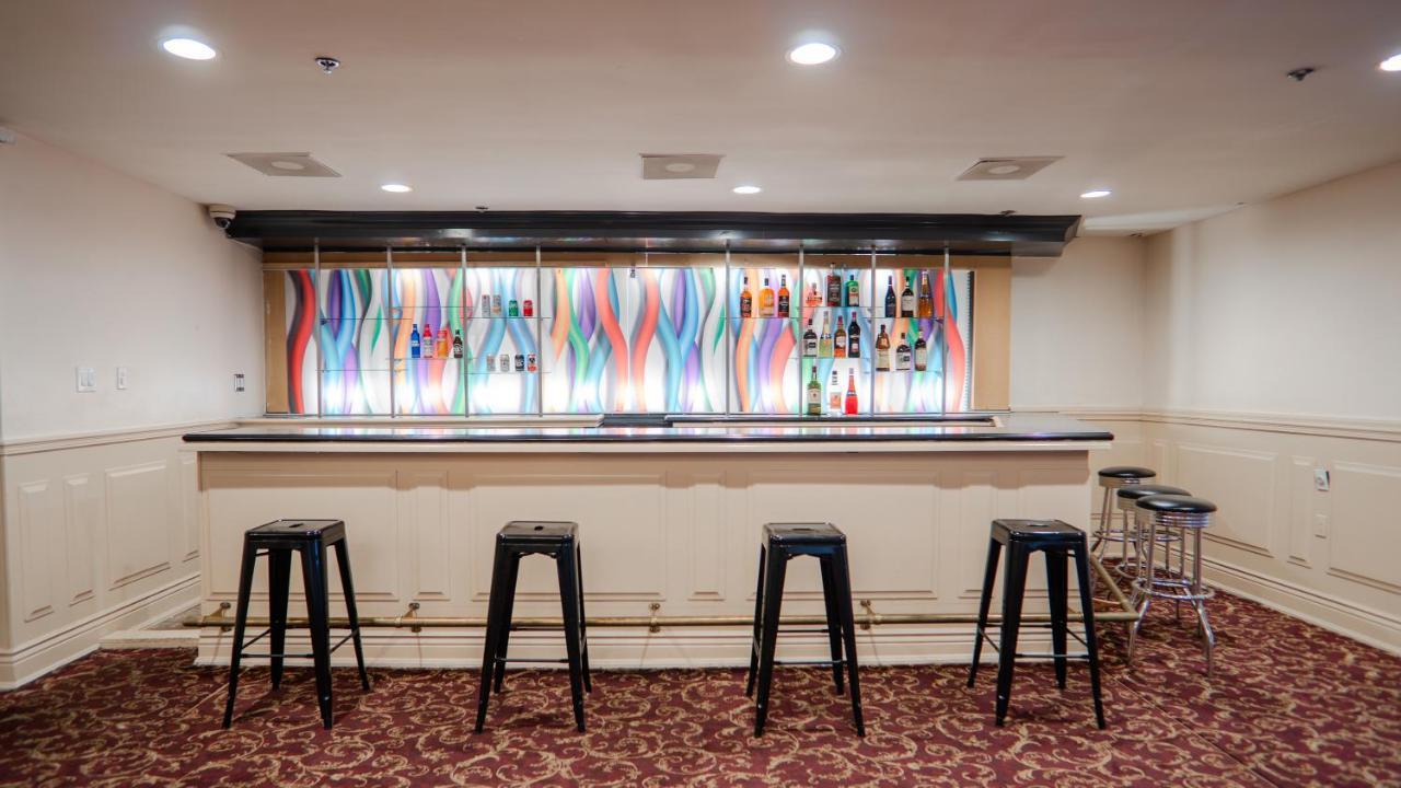 G T Hotels Inn & Suites Extended Stay Victorville Eksteriør billede